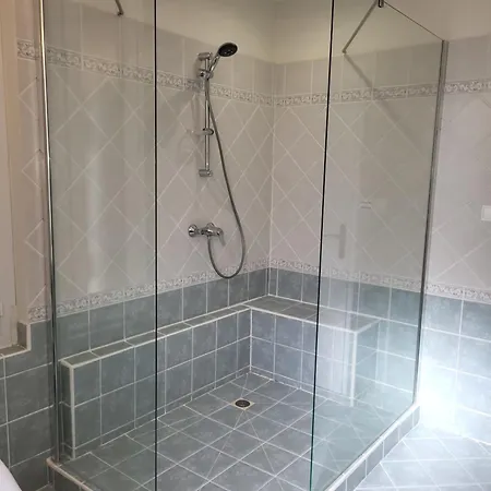 Au Cœur Du Château Flotis Hébergement de vacances