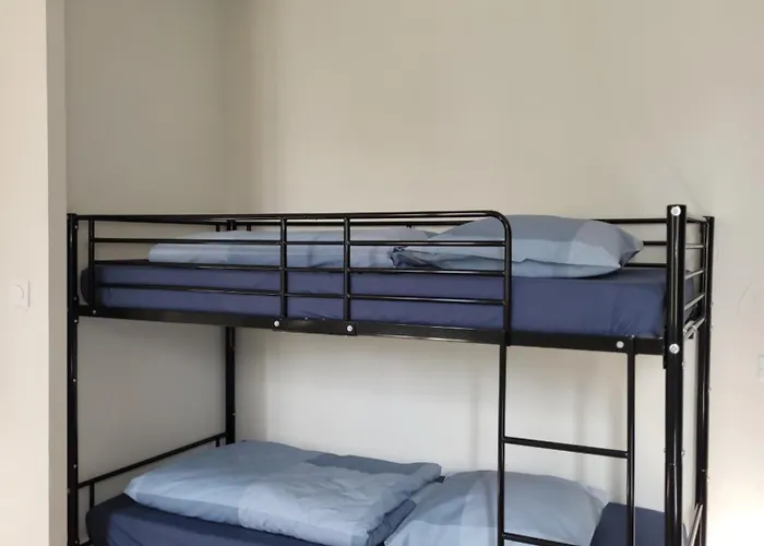 Au Coeur Du Chateau Flotis * Кастельно-д’Эстретефон